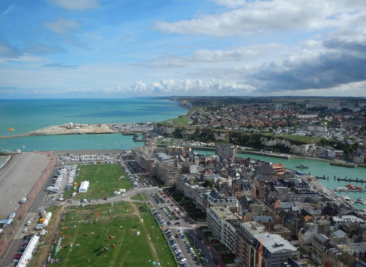 La Suite Saint Jacques - Coeur De Dieppe - 4 Personnes Eksteriør billede